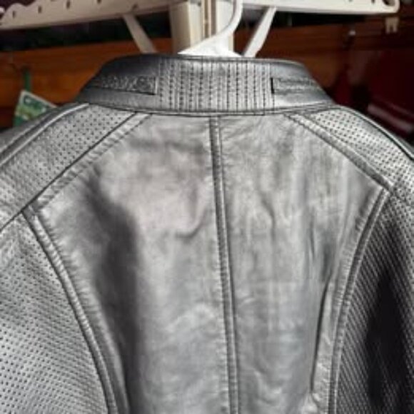 NEW Leather MOTO Jacket - Super Cute! - Picture 11 of 16